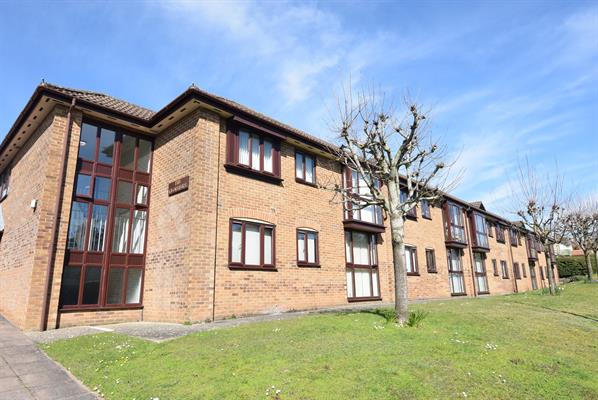 London Road, Amesbury, Salisbury SP4 7JX