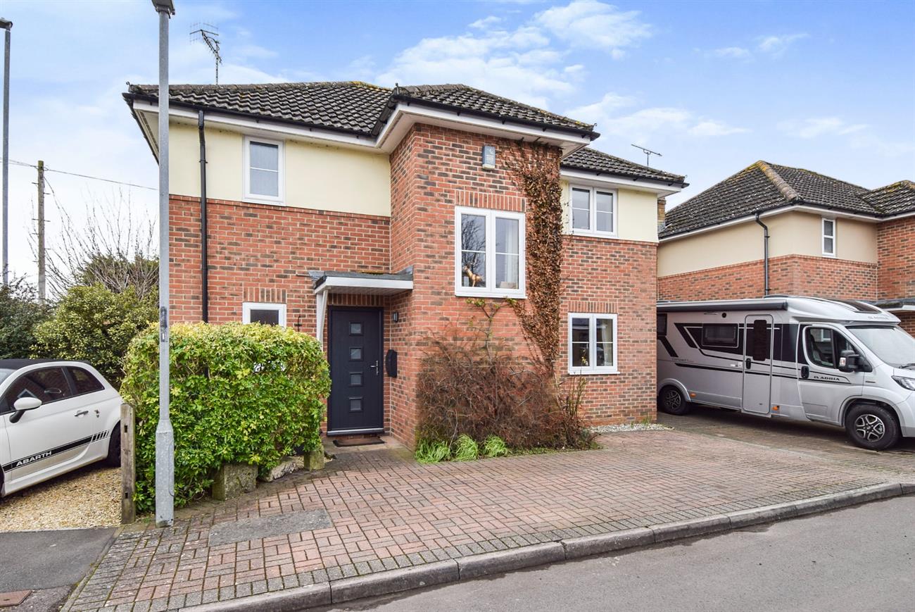 Detached House for sale in Tollgate Close, Amesbury, SP4 7TN. SP4 7TN Simon Colligan