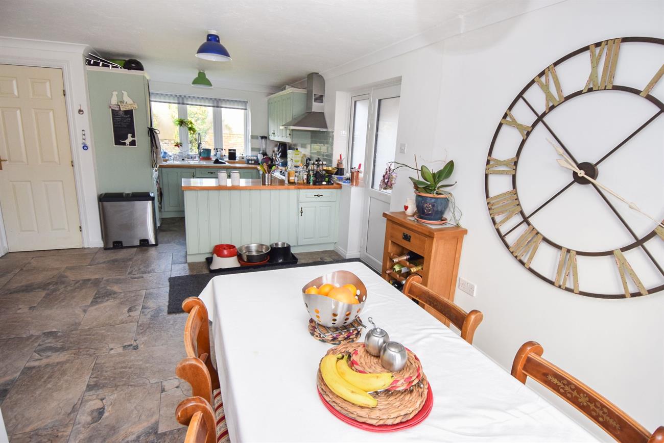 Detached House for sale in High Street, Netheravon, SP4 9PJ SP4 9PJ Simon Colligan