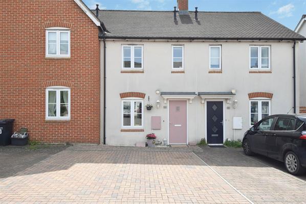 Pouncette Close, Amesbury, SP4 7FN.