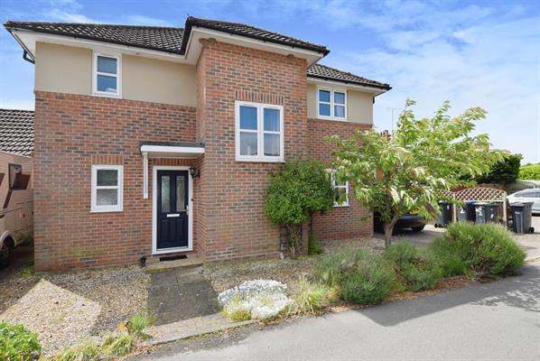 Tollgate Close, Amesbury, SP4 7TN