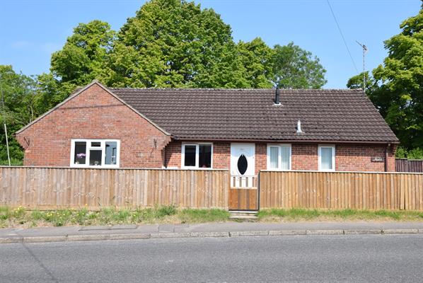 London Road, Amesbury, SP4 7DX