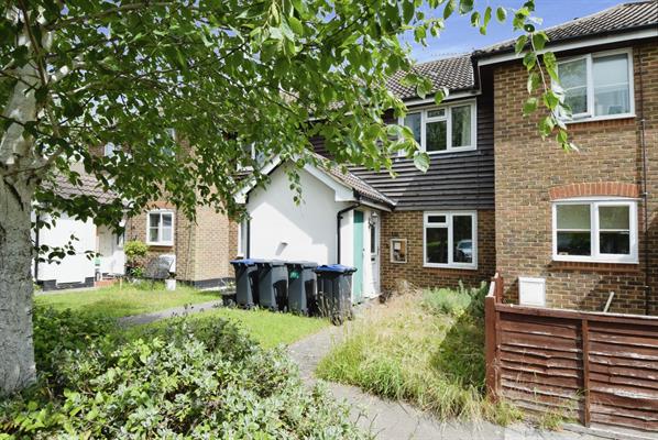 Lumley Walk, Amesbury, SP4 7SB.