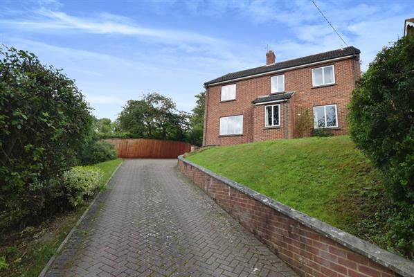 Rivermead, Idmiston, Salisbury, SP4 0AR