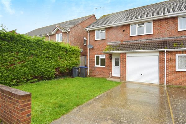 Willow Drive, Durrington, SP4 8DE