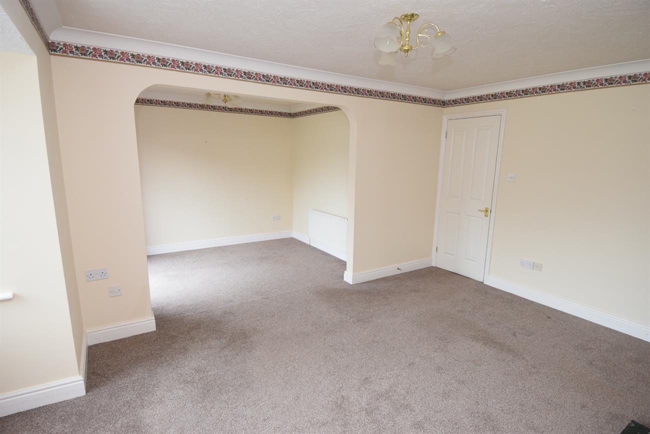 SemiDetached House for sale in Tanners Field, Amesbury, SP4 7SE SP4 7SE Simon Colligan