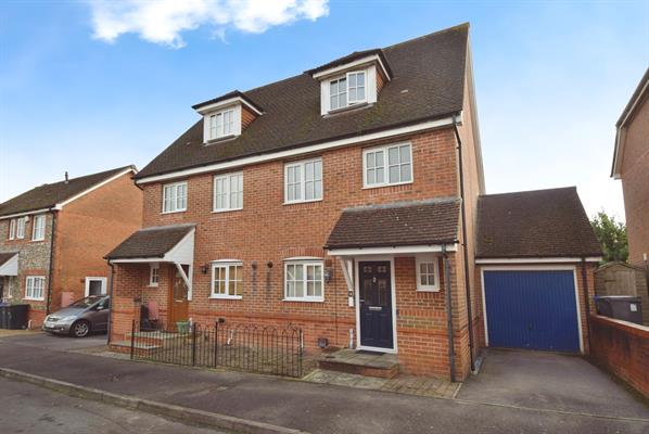 Pointers Way, Amesbury, Salisbury SP4 7WN