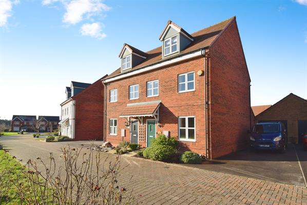 Witan Drive, Amesbury SP4 7GU
