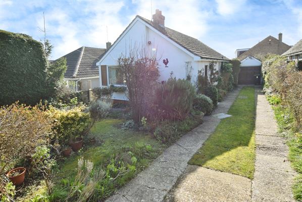 Hillview Close, Amesbury, SP4 7AB