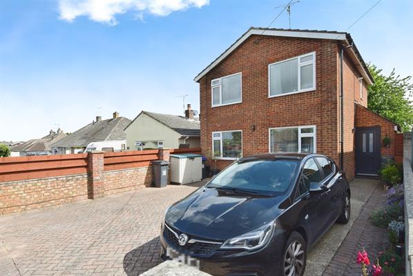 Marina Road, Durrington, SP4 8DB