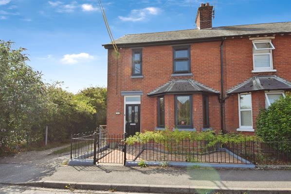 Milston View, Durrington, SP4 8HN