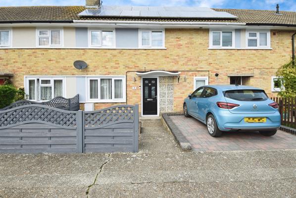 Elizabeth Road, Durrington, SP4 8EQ