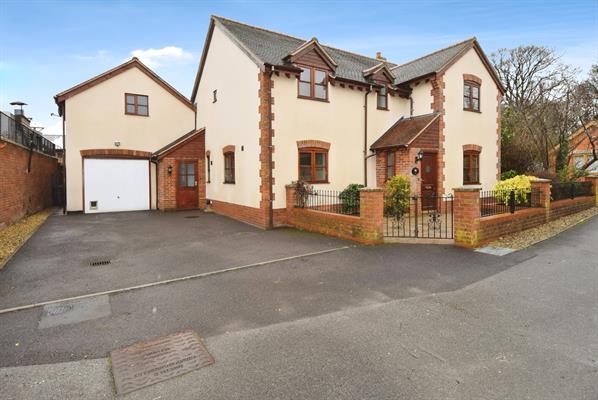Abbey Lane, Amesbury, SP4 7AY